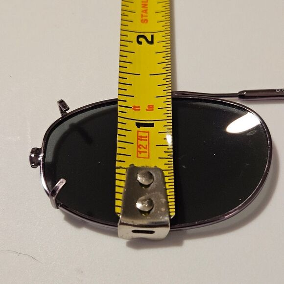 CLIP ON SUNGLASSES see measures and Clips - Picture 2 of 9